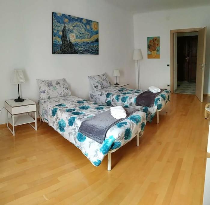 In Centro A Trieste Ngoại thất bức ảnh